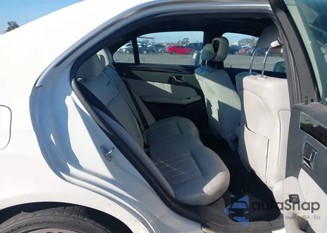 2010 Mercedes-Benz E 350 from USA, damaged, VIN WDDHF5GB9AA246990